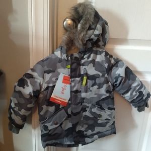 Cat&Jack boys gray camo heavyweight parka size 2T full zip&snap 2 pockets
